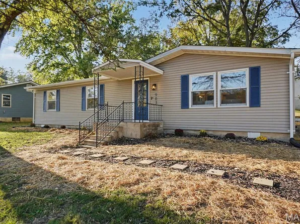 903 Morgan St, New Haven, MO 63068