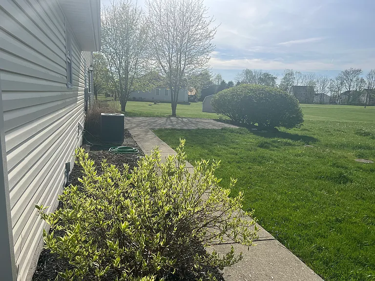 1675 Braumiller Rd — Photo 3