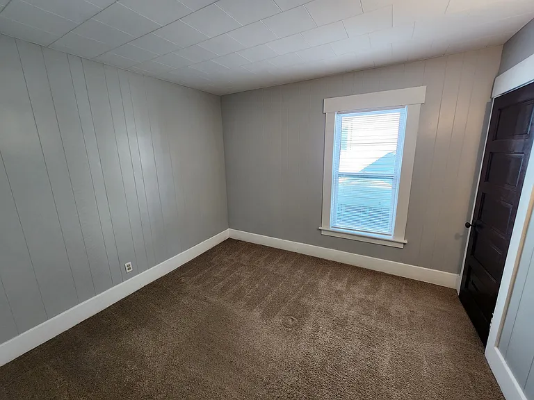 4505 James St #1 — Photo 17