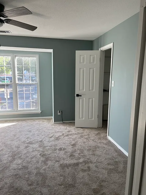 2 bed, 1200 sqft, $2,000 — Photo 4