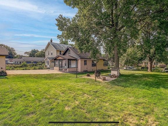 4th image of 1815 Benson Ave