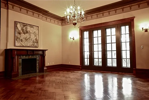 Sold by DALAZAR | media 7