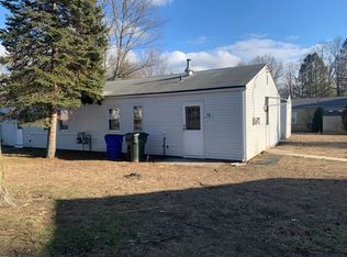 14 Hayes Rd, Windsor Locks, CT 06096