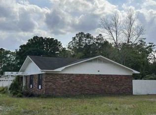 185 Pierce St, Jesup, GA 31545
