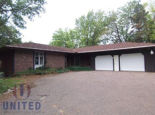 27728 C70, Hinton, IA 51024