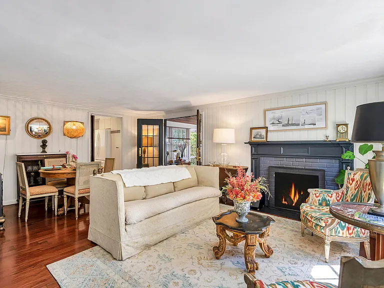 306 Montauk Hwy — Photo 8
