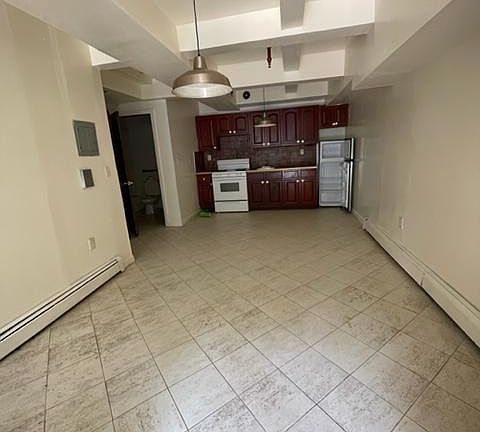 Living room / Kitchen view