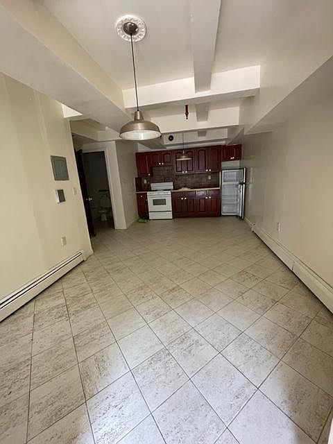 Living room / Kitchen view