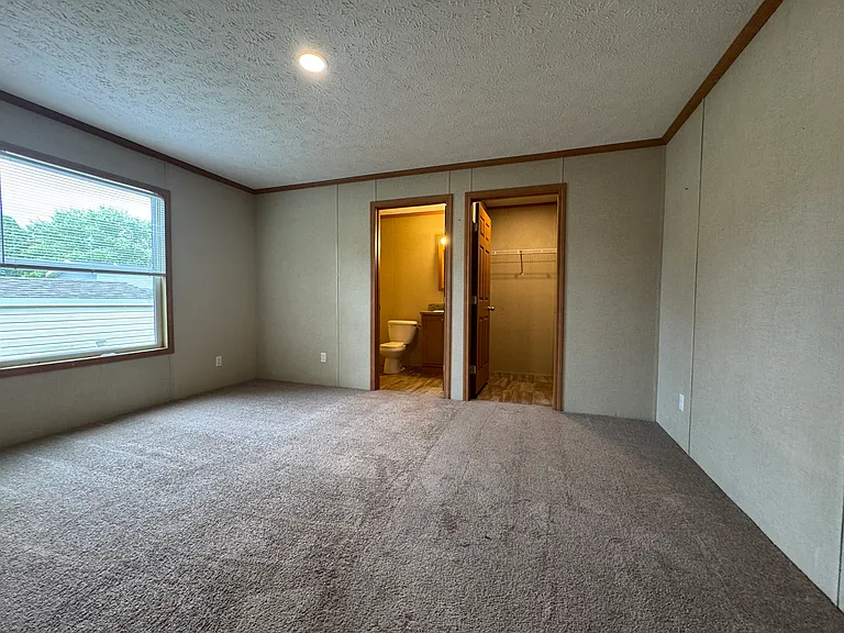 Brookside Manor — Photo 37