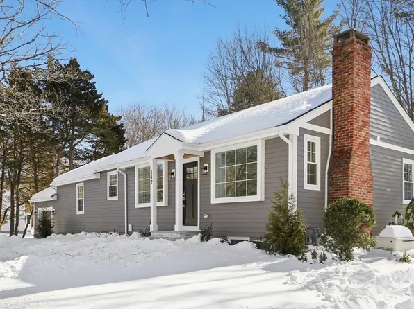 142 Bacon St, Natick, MA 01760