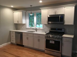 26 Cherry St #2, Wenham, MA 01984