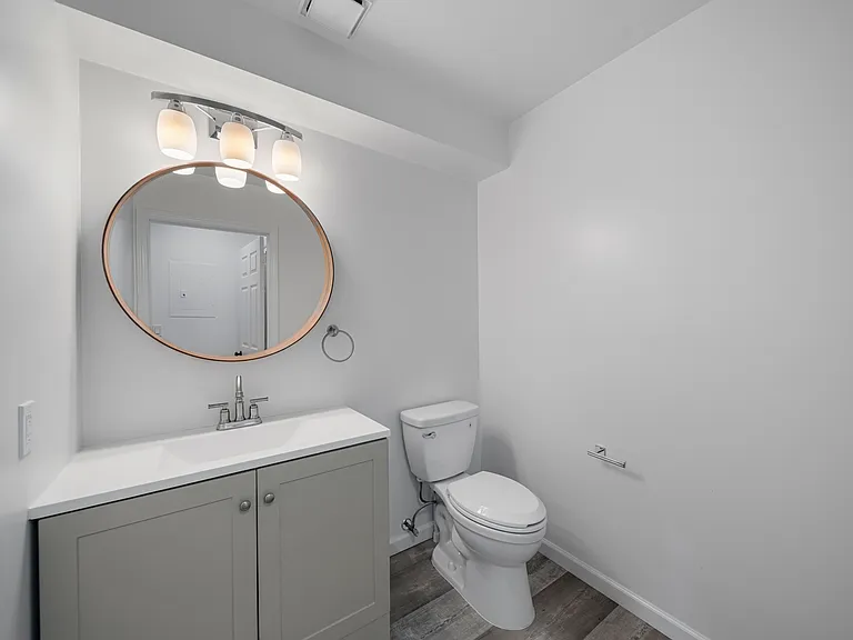 764 Charles Ct — Photo 13