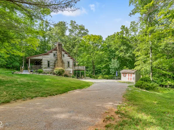 3600 Greenbriar Ln, Nashville, IN 47448