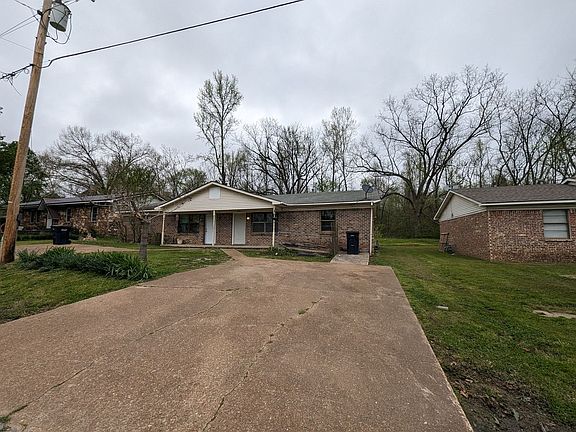 2nd image of 370 Broadwater Ln #380