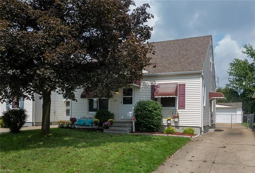 15613 Turney Rd photo 1