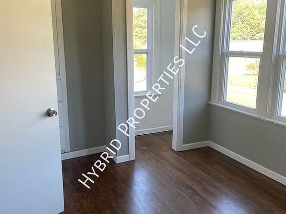 3rd image of 148 N Birmingham Pl