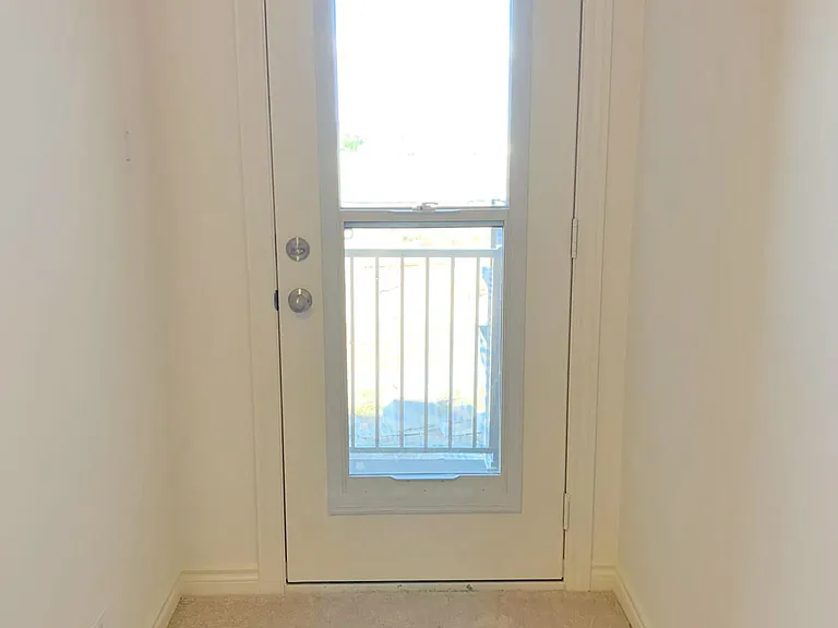 15 Arrowview Dr — Photo 13