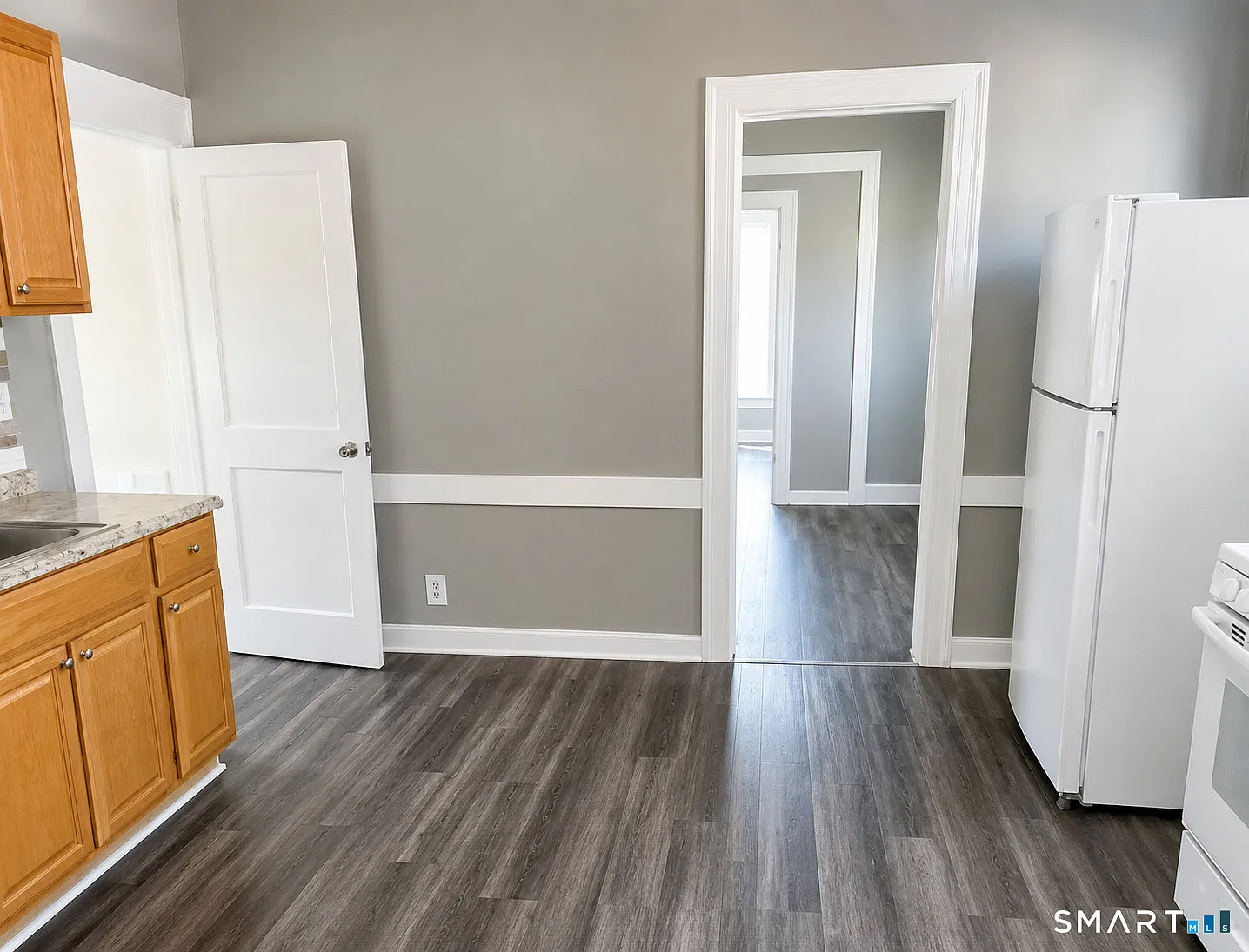 3 bed, 1.0 bath, 1000 sqft, $1,595 — Photo 2