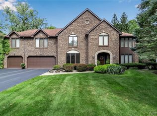 30 Deer Run Ct, Buffalo, NY 14221