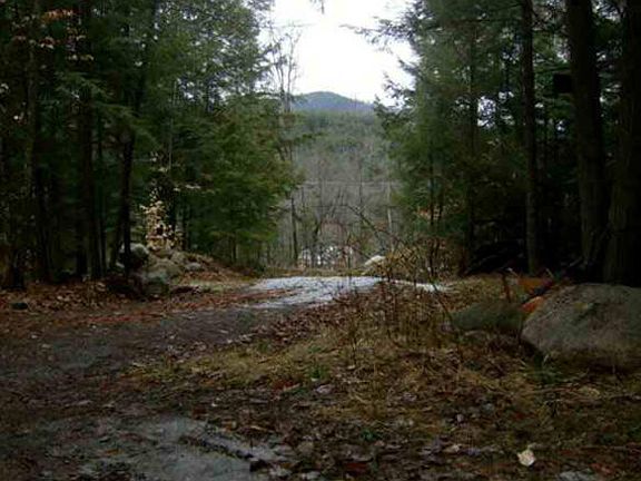 3rd image of 197 Olmstedville Rd