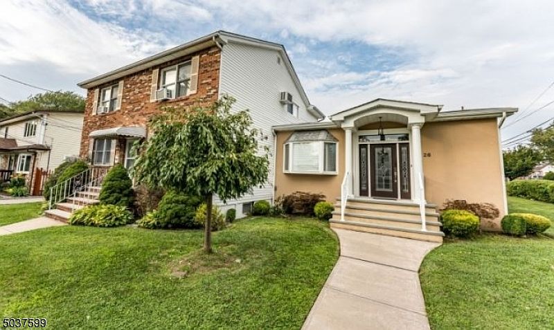 1st image of 26 La Salle Ave