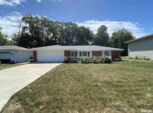 108 Pebble Ct, East Peoria, IL