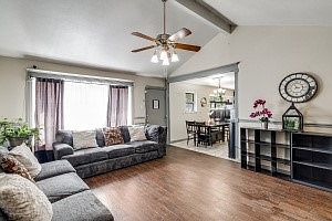 2nd image of 512 Sesame Dr