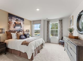 460 Point Place Dr, Loganville, GA 30052