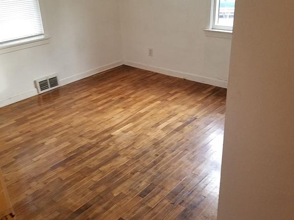 2nd image of 4002 Douglas Ave