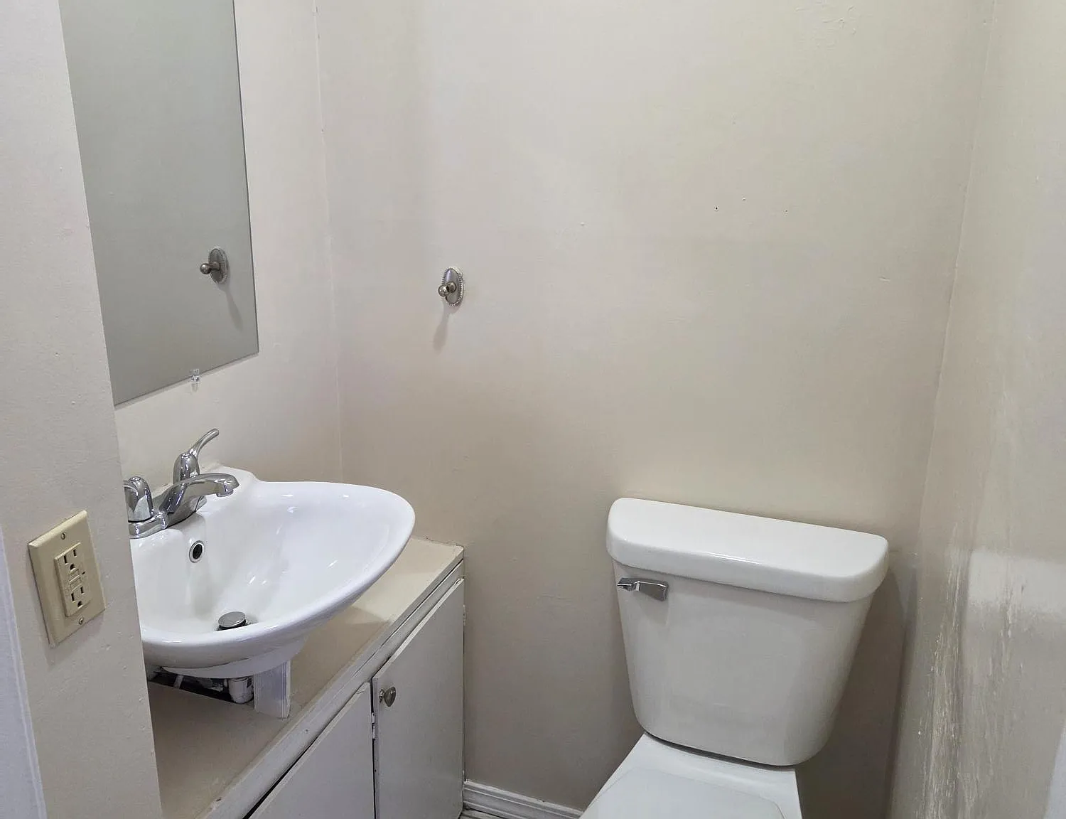 3623 Fremont Avenue North - 1 — Photo 2