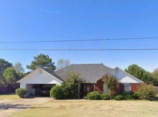 160 Garden Terrace Dr, Oxford, MS 38655