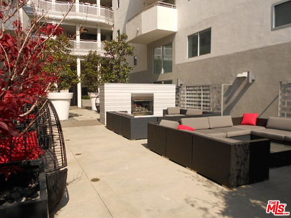 2nd image of 1700 Sawtelle Blvd APT 121
