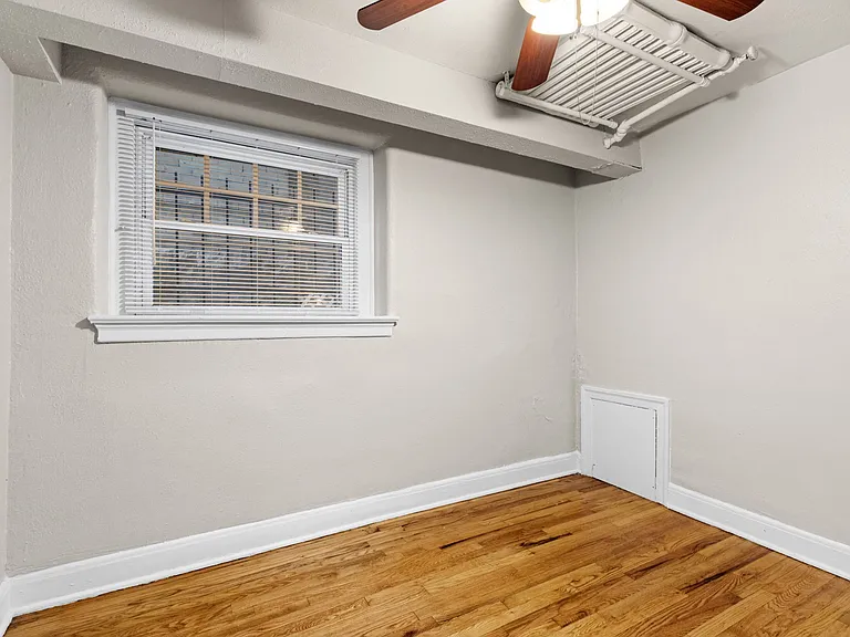 1236 N Pearl St — Photo 7