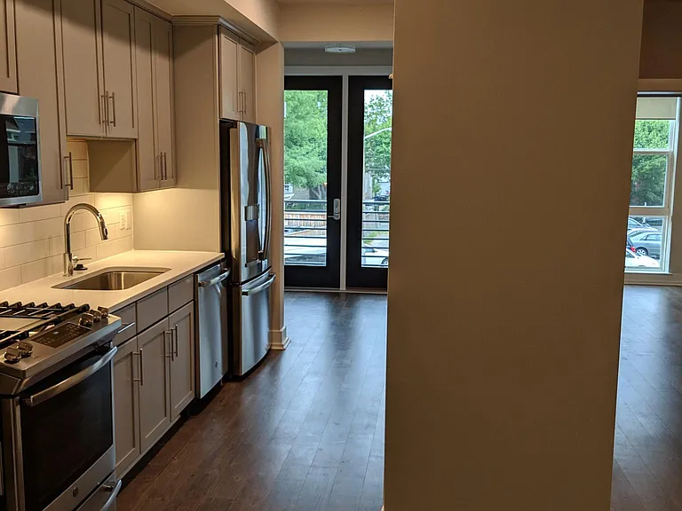 1800 Mount Vernon Ave #213 — Photo 3