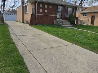 15972 Debbie Ln, South Holland, IL 60473