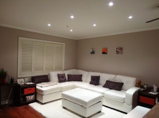 420 S Oak Knoll Ave #10, Los Angeles, CA 90095