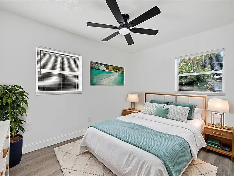3034 Touraine Ave — Photo 50