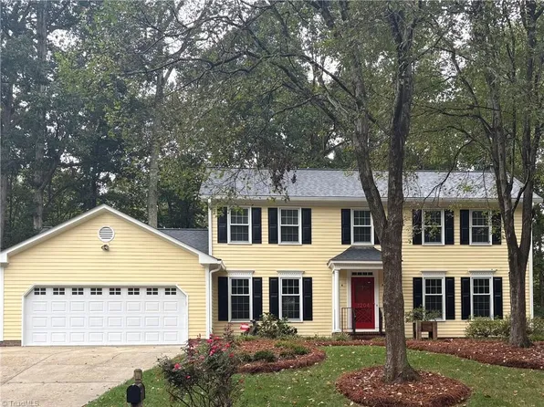 1204 Valleymede Rd, Greensboro, NC 27410
