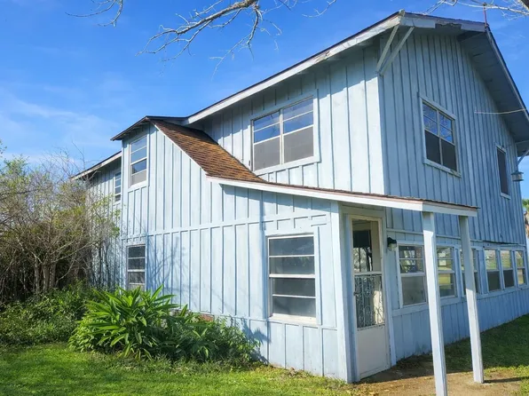 2614 Bayou Dr, Angleton, TX 77515