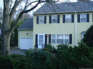 31 Strathmore Ln, Madison, CT 06443