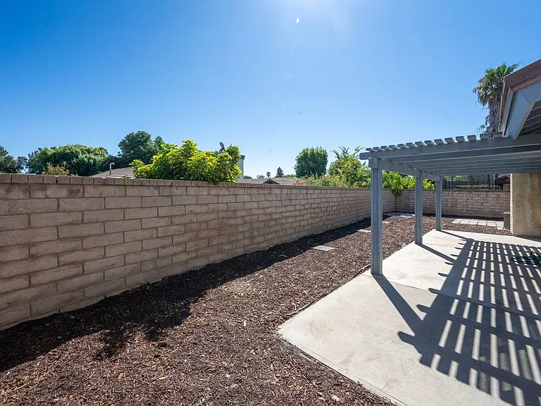 25634 Salceda Rd — Photo 31