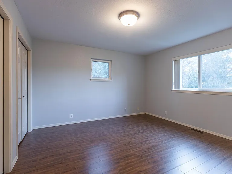 upstairs Master bedroom