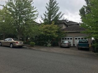 9528 NW Bartholomew Dr, Portland, OR