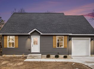 1142 Norway Ave, Hastings, MI 49058