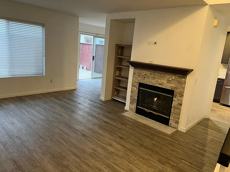 531 Dakota Way — Photo 5