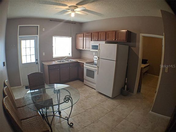 2nd image of 401 Colonia Ln E APT 7