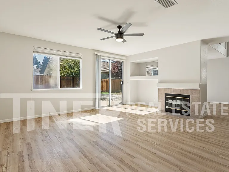 11501 Pyrites Way — Photo 2