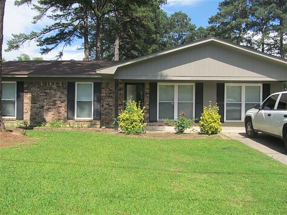 2nd image of 110 Gumwood Dr