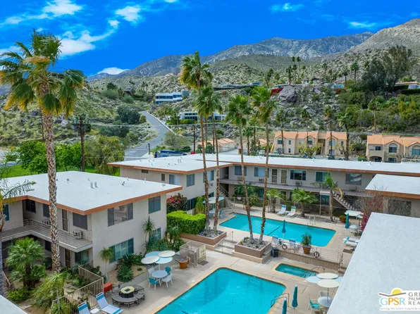 2290 S Palm Canyon Dr Unit 11, Palm Springs, CA 92264