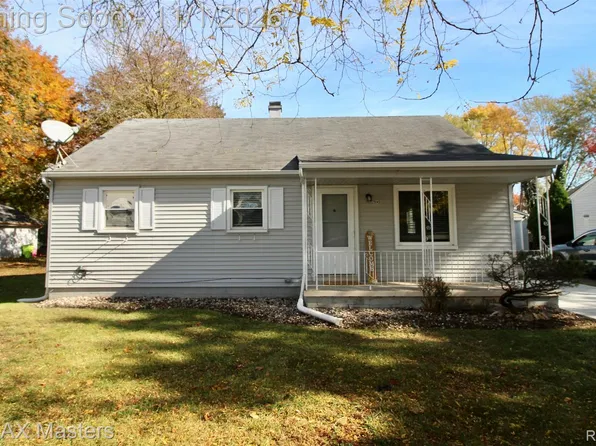 29145 Van Riper St, Flat Rock, MI 48134